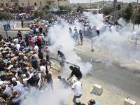 انتهى يوم الجمعة 21 يوليو باستشهاد 3 فلسطينيين خلال مواجهات في القدس الشرقية والضفة الغربيّة المحتلتين مع قوى الأمن الإسرائيلية.