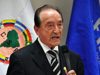 يوجينيو فيغيريدو (أوروغواي): عمره 83 عاماً، وهو نائب رئيس فيفا، تولى رئاسة اتحاد أميركا الجنوبية ما بين عامي 2013 و2014، كما شغل في السابق منصب رئيس اتحاد أوروغواي لكرة القدم ما بين عامي 1997 و2006.