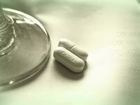 الباندول حل ل 87% من أمراض العرب، وله قدرة عالية ولا يؤخذ إلا حبتين حبتين، وإلا سيفقد سحره!