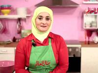 منال العالم: شيف أردنية من أصول فلسطينية، تعتبر من أشهر الأسماء في عالم الطهي وشاركت كلجنة تحكيم في برنامج النجم الشيف على قناة ام بي سي ولها كتاب مطبخ منال العالم .
