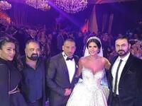 ساندي وعلي السيد: 
الفنانة التونسية ساندي زواجها على رجل الأعمال المصري علي السيد، بحفل ضخم حضره نخبة كبيرة من نجوم الفن.