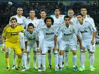 تمكن ريال مدريد من إزاحة غريمه برشلونة عن عرش الدوري الإسباني للمرة الأولى منذ موسم 2007-2008 ليظفر رجال المدرب جوزيه مورينيو باللقب بعد تحقيقهم لـ 100 نقطة وتسجيلهم لـ 121 هدفاً.