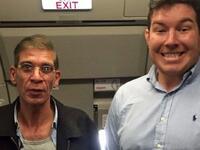 سيلفي الطائرة المختطفة
التقاط شاب بريطاني صورة سيلفي مع المصري الذي خطف طائرة وغير مسارها لتهبط في قبرص مدعيًا بأنه سيفجرها، وذلك للقاء طليقته.