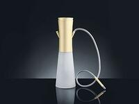 طرحت "بورش"، الشركة الألمانية والمختصة بصناعة السيارات الرياضية في الأسواق العالمية (الخليجية والغربية) إصدارها الأول لـ"النراجيل" أو ما يعرف بـ"الشيشة" من (الذهب والفضة) والتي بلغ سعرها 11 ألف ريال سعودي ولاقت إقبالا في السعودية وتم بيع 3 قطع منها.