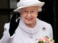 من تصريحاته المثيرة للجدل تأكيده على أن ملكة بريطانيا، إليزابيث الثانية، من آل البيت، موضحًا أن شخصا يدعى الهاشمي هو جد إليزابيث الثانية، وأنها لم تُسلم لأن الإنجليز أرغموا جدها عنوة على التنصر.