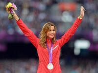 العداءة التونسية حبيبة الغريبي استطاعت أن تحرز لقب أول امرأة تونسية تتوج بميدالية أولمبية،وذلك بعد حصولها على ميدالية ذهبية في دورة الألعاب الأولمبية التي أقيمت بلندن بالعام 2012،في سباق 3 آلاف متر موانع. وأحرزت جائزة المرأة العربية لعام 2015 في المجال الرياضي