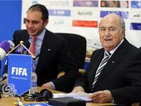 في 6 يناير 2015م ، أعلن الأمير علي ترشحه لرئاسة الاتحاد الدولي لكرة القدم - فيفا، ضد جوزيف بلاتر.وحصل بلاتر في الجولة الاولى على 133 صوتا و مقابل 73 صوتاً للأمير علي، وفي اثناء اقامة الجولة الثانية من الإنتخابات قام الأمير علي بالانسحاب من الانتخابات