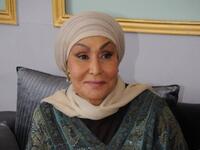 سهير البابلي وهي فنانة لها رصيد مسرحي وسينمائي وتلفزيوني كبير، منذ أن بدأت في عام 1957 وحتى اعتزلت عام 1997 وارتدت الحجاب. وفي عام 2006، عادت النجمة المصرية للتمثيل وشاركت في مسلسل "قلب حبيبة".