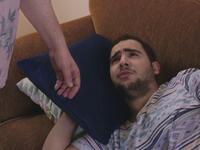 لم يسبق له العمل في التمثيل أو مجال الإعلانات قبل ذلك، فهذه المرة الأولى التي يشارك فيها من خلال إعلان تلفزيوني.
