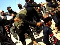 أعدم داعش 13 فتى في مدينة الموصل العراقية لمجرد أنهم شاهدوا مباراة لكرة القدم بالتلفزيون، وذلك بدعوى أن مشاهدة مثل هذه المباريات "محرمة شرعا". وجرى إعدام الفتيان رميا برصاص الرشاشات، فلم يستطع ذووهم حتى سحب جثامينهم خوفا على حياة عائلاتهم.