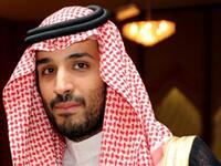 وكان من ضمن العشرة الأوائل على مستوى المملكة في نتائج الثانوية العامة، وهو حاصل على درجة البكالوريوس في القانون من جامعة الملك سعود ونال الترتيب الثاني في دفعته، بحسب موقع مؤسسة "مسك" الخيرية التي أسسها.
