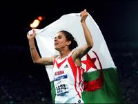 الجزائرية نورية مراح استطاعت الحصول على ميدالية ذهبية بعد فوزها بالمركز الأول في سباق 1500 متر في الدورة الأولمبية في سيدني 2000، لتكون بذلك كسبت ميداليتين ذهبيتين وثالثة فضية وأخرى برونزية في بطولة إفريقيا.