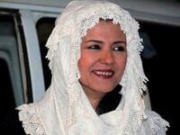 كذلك فإن سمر سامي من بين الفنانات اللواتي ندرن أنفسهن للفن أتقنت الممثلة السورية تجسيد جميع الأدوار ومن بينها دور الأم في العديد من المسلسلات أبرزها في “أهل الراية” عندما قامت بتأدية شخصية “أم رضا” الأم والمرأة المكافحة التي تعيش حياة مأساوية. 