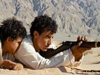 اعتبر المخرج ناجي ابو نوار الثورة العربية الكبرى التي انطلقت عام 1916 نقطة البداية لفيلمه الذي يتحدث عن البدو وقت الثورة، مصرحا ان "فيها كل مقومات افلام الغرب من التحولات المفاجئة، وسكك الحديد، والعصابات ومنطقة واسعة لا تنتهي وغير مسيطر عليها".