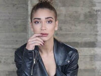 The Lebanese hottie is the daughter of Lebanese Diva Nawal Al Zoghbi and her 'ex husband' Elie Dib