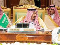 كما احتضنت السعودية القمة الخليجية الأخيرة التاسعة والثلاثين في 9 ديسمبر 2018 وذلك في قصر الدرعية بالرياض، برعاية من الملك سلمان لموضوع صيانة الأمن والاستقرار في المنطقة، ومكافحة التنظيمات الإرهابية.