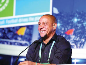 روبرتو كارلوس