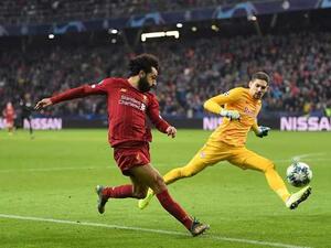 صلاح يسجل من زاوية صعبة