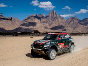 منافسة حامية في رالي داكار السعودية