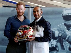 هاميلتون يتطلع للاحتفاظ باللقب