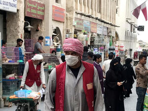 Qatar: Workers Locked into Labor Camps as COVID-19 Spreads Within