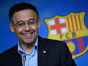 بارتوميو يواجه ضغوطاً جديدة