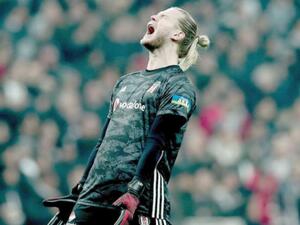 لوريس كاريوس