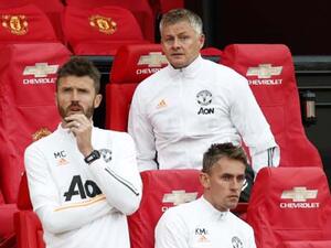 سولشاير وطاقمه الفني كيران ماكينا ومايكل كاريك