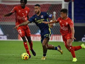 ممفيس ديباي (وسط)