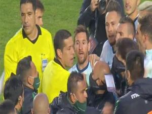 ميسي بعد دخوله في المشادة