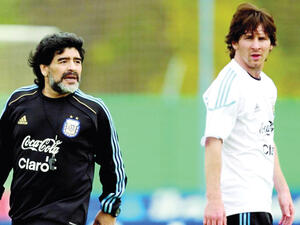 ميسي ومارادونا