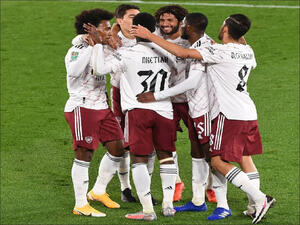 آرسنال يقترب من التأهل