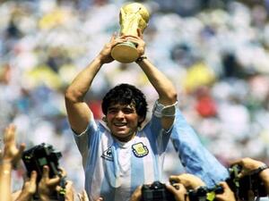 دييغو مارادونا