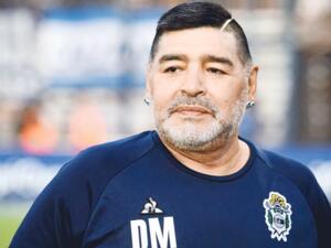 دييغو مارادونا