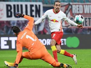 لايبتزيش يقتنص الصدارة