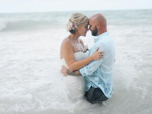 عروس البوابة عرس حفل زفاف ماكياج نهاري