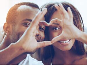 لكي تكون العلاقة الزوجية ناجحة لا بد من أن تكون مشاعر الحب متساوية لدى الطرفين لكي تكون العلاقة الزوجية ناجحة لا بد من أن تكون مشاعر الحب متساوية لدى الطرفين