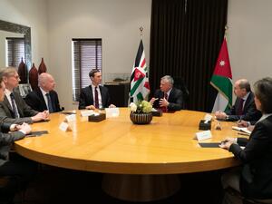 King Abdullah receives the Senior Adviser to the US President to discuss peace efforts. (The Royal Hashemite Court/ Twitter)