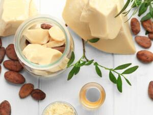 جميلة البوابة: فوائد زبدة الكاكاو للبشرة 