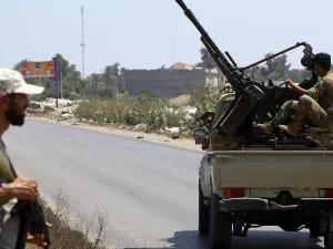 Armed clashes on Thursday morning renewed between the Libyan government and Haftar forces. (AFP/ File Photo)