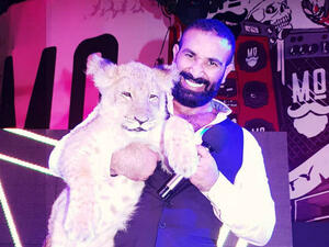 Ahmed Saad, posted a picture carrying the cub on stage to his Instagram account (Source: ahmed saad official2018 Instagram