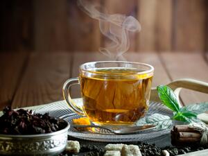 استخدم المياه المصفاة عبر “فلتر” لا مياه الصنبور لأن الأخيرة عادة ما تحتوي على نسب عالية من أملاح الكالسيوم