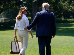  عمر حصلت على الجنسية عام 2000،   أما ميلانيا فقد حصلت عليها بعد ستة أعوام وهي في سن الـ 36 