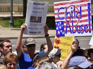 Protestors in front of the Byron G Rogers Federal building against inhumane immigrant detention centers. (AFP/ File Photo)
