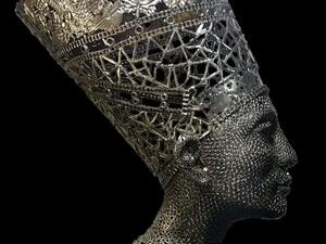 By: Hossam Hussein  (Twitter)