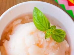 مثلجات الجريب فروت والريحان