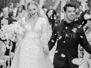 Looks like it's happily ever after for this pair. 