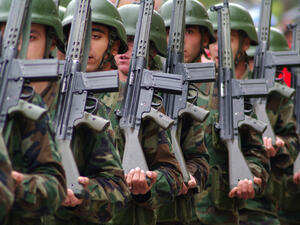 Turkish soldiers  (Shutterstock)	