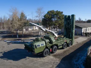 Russian S-400 missile defense system. (Shutterstock/ File Photo)