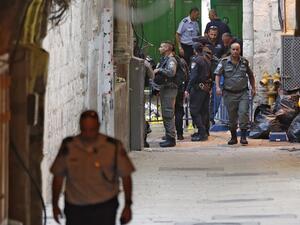 Israeli security forces gather at the site of a reported stabbing attack at one of the entrances of the al-Aqsa Mosque compound in the Old City of Jerusalem on August 15, 2019. (AFP/ File Photo)